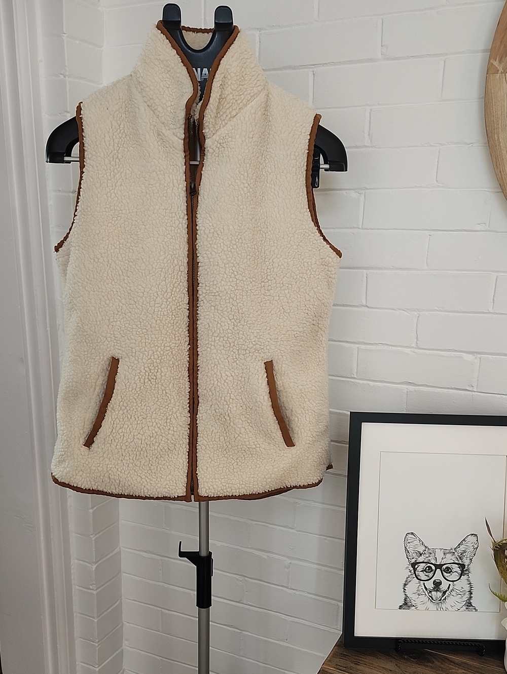 Cozy Sherpa Zip Vest - Old Navy Medium